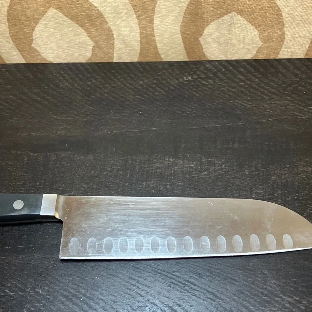 J.A. Henckels International Santoku Knife 7 inch 180mm Hollow Edge 16257-180